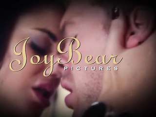 JOYBEAR Playing the Wet Voyeur