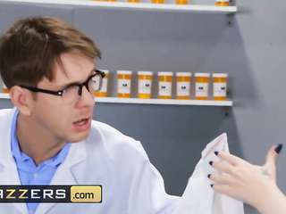 Brazzers - lecherous Teen Kenzie Reeves Fucks her Pharmacy Markus Dupree for her Medication