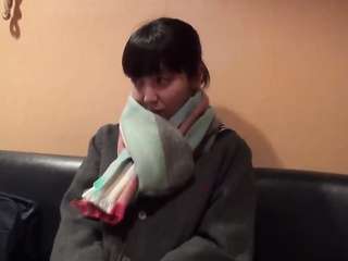 【個人撮影】真面目な素人学生がカラオケボックスでオナニー！