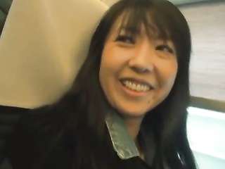 素人妻ともこさん４５歳 旦那とのセックスでは満足できず不倫セックスで発情マンコを潤す！