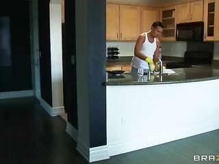 Phoenix Marie, Jada Stevens keep a guy shut when resenting his cock