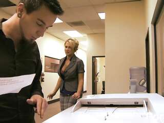 My Boss is a Cougar fucked me