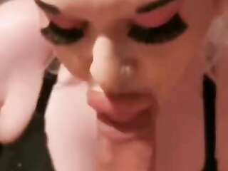 Girl with big lips gives an amazing blowjob