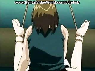 男たちの群衆が変態少女を股間でファック