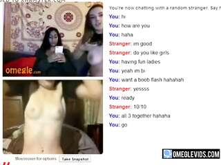 Lesbian Couple Have Fun Time On Omegle