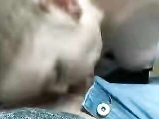 Cô gái văn phòng môi đỏ hút thật sâu đam mê