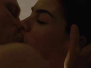 Woody Harrlson fucks his slender wife Michelle Michelle Monaghan in the series