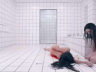 Nude Demi Moore, Margaret Qualley. The Substance