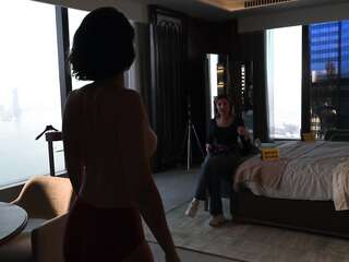 Noémie Merlant - D'Emmanuelle à Emmanuelle Doc FR5