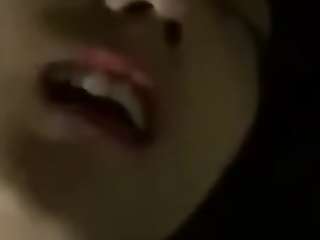 91国产经典，新娘结婚前晚被摄影师灌醉【迷奸】，附上婚纱生活照【约炮加微：911714682】