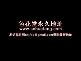 [SW-627] 満員バスで夫が横に居るのに他人のチ○ポが尻に触れるたび興奮が高まる奥さん。むっちりミニスカ尻の反応して勃起したチ○ポをスリル萌えで思