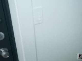 Katana Kombat and Havana Blue turning my tenant into a lesbian